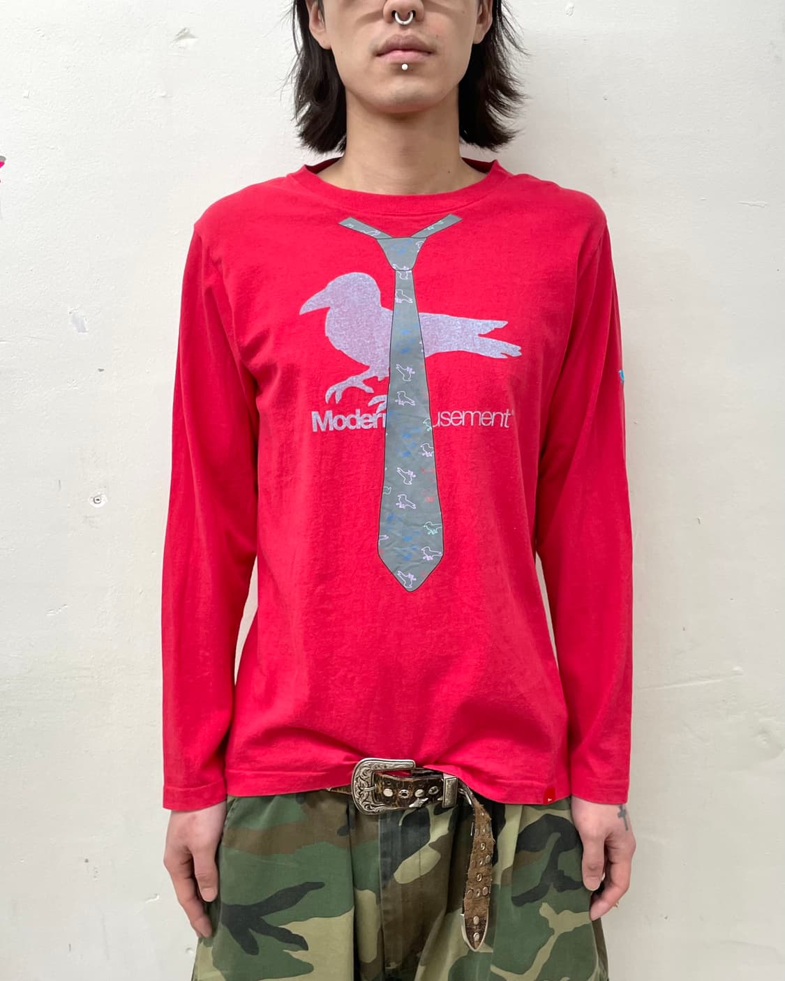 Mockingbird Tie Red Long Sleeve  상품이미지1