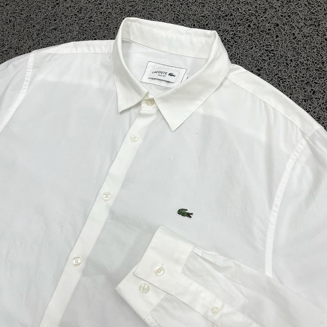 Lacoste  라코스테 자수로고 화이트 셔츠 상품이미지2