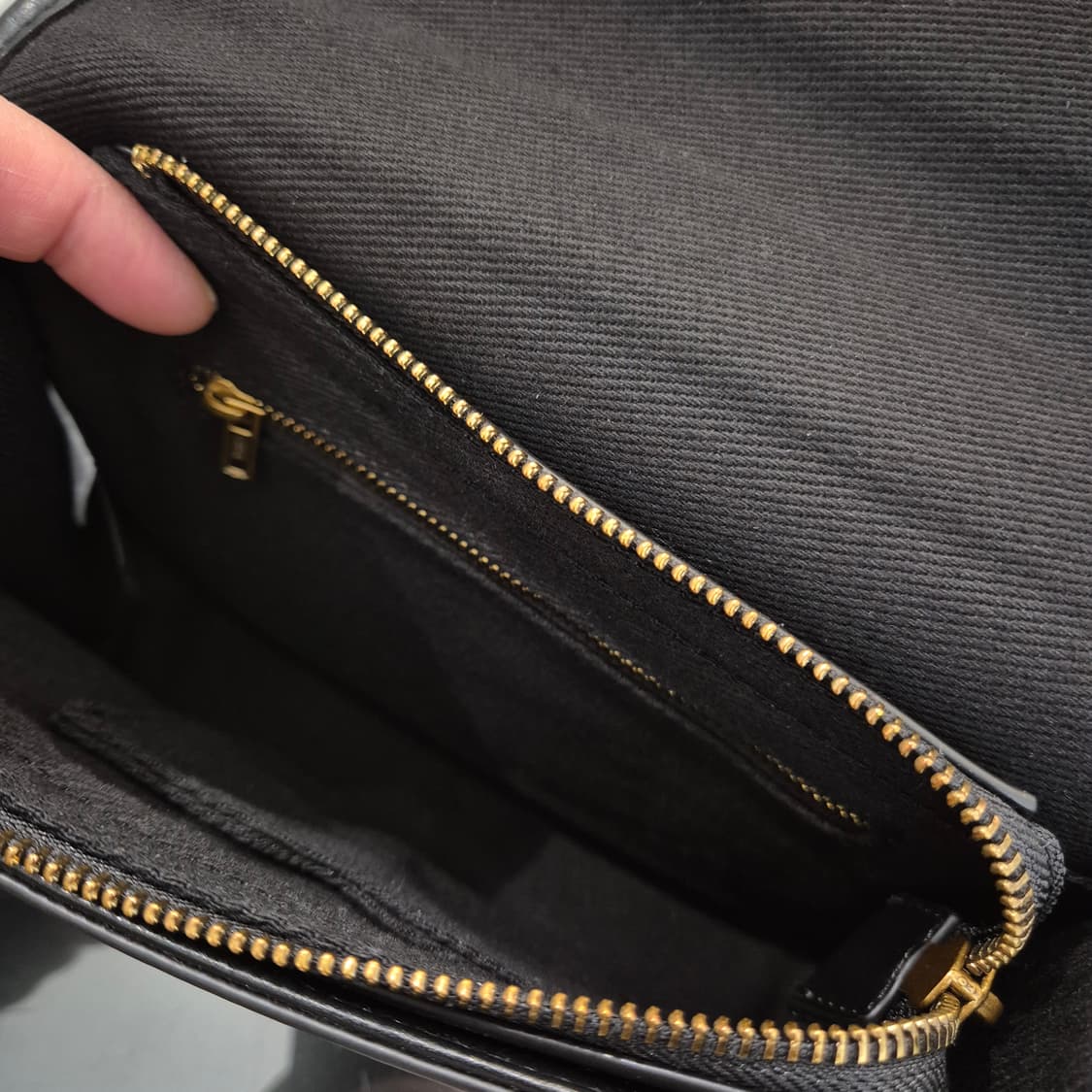 브랜디멜빌 크로스백 판매 상품이미지6