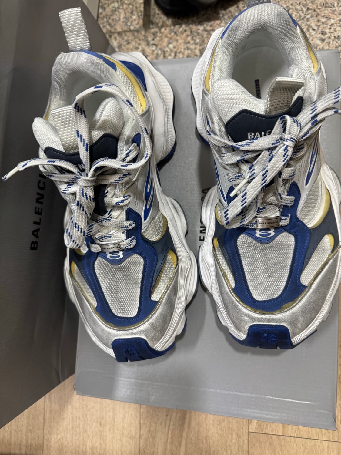 발렌시아가 카고 43 김머리 상품이미지3