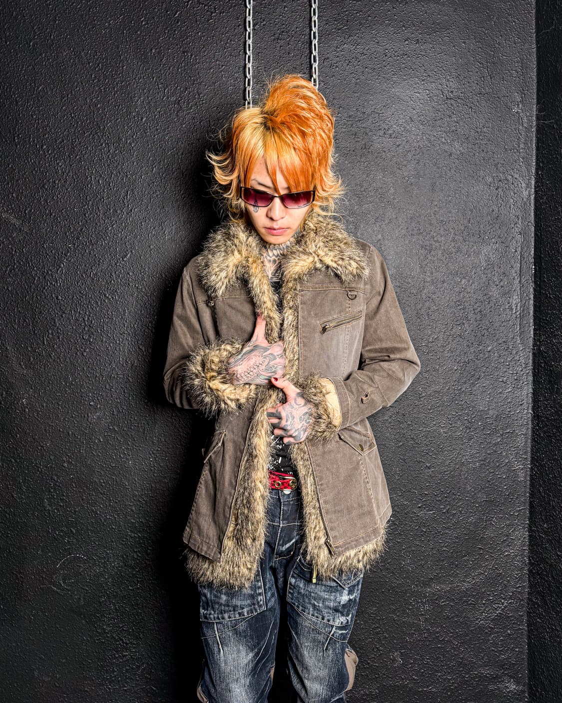 Brown fur trimmed jacket 상품이미지1