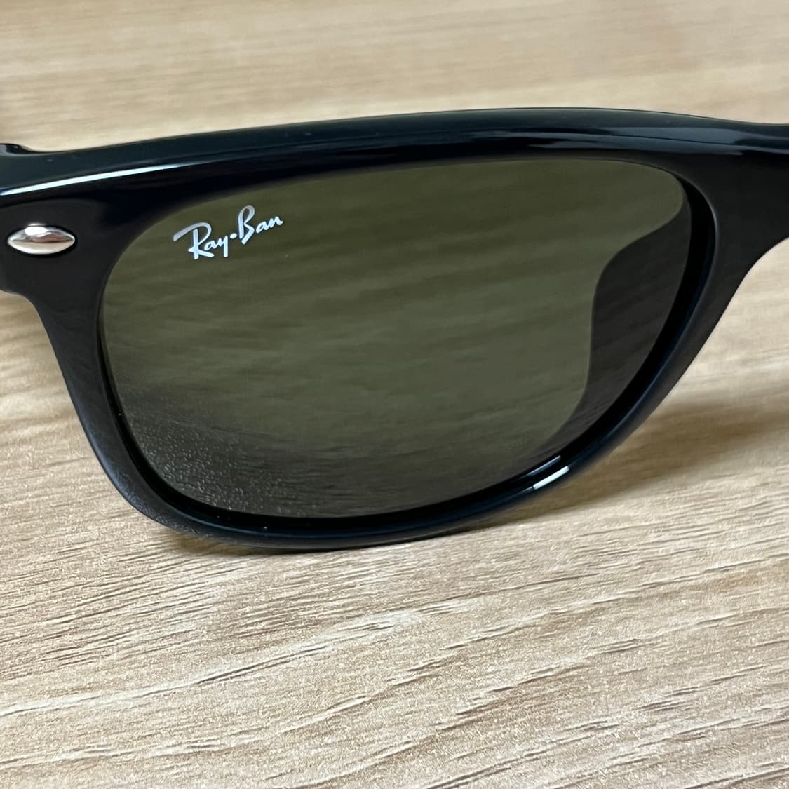 레이밴 RB2132F 뉴웨이페어러 55size 상품이미지6