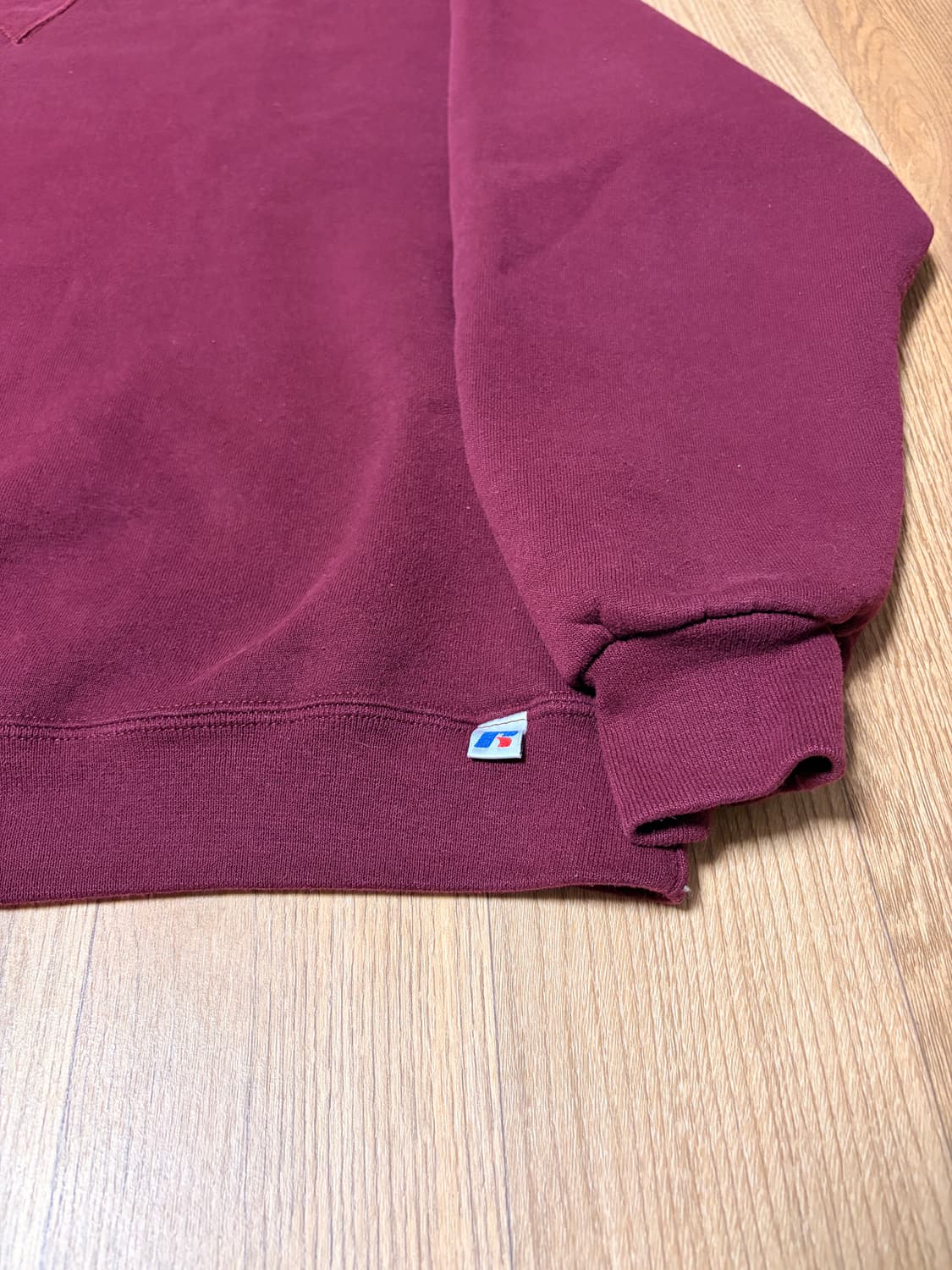 러셀 에슬레틱 버건디 맨투맨 상품이미지4