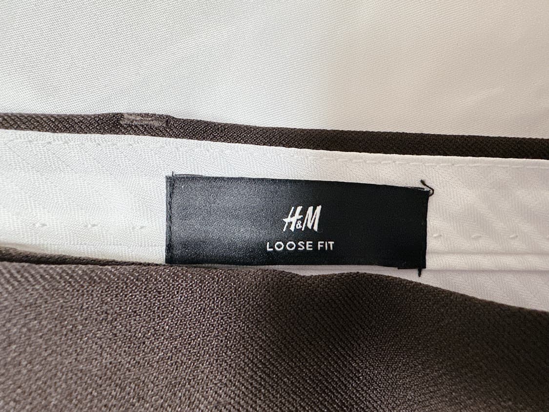 H&M 테일러드 팬츠 루즈핏 다크 브라운(82-86cm) 상품이미지8