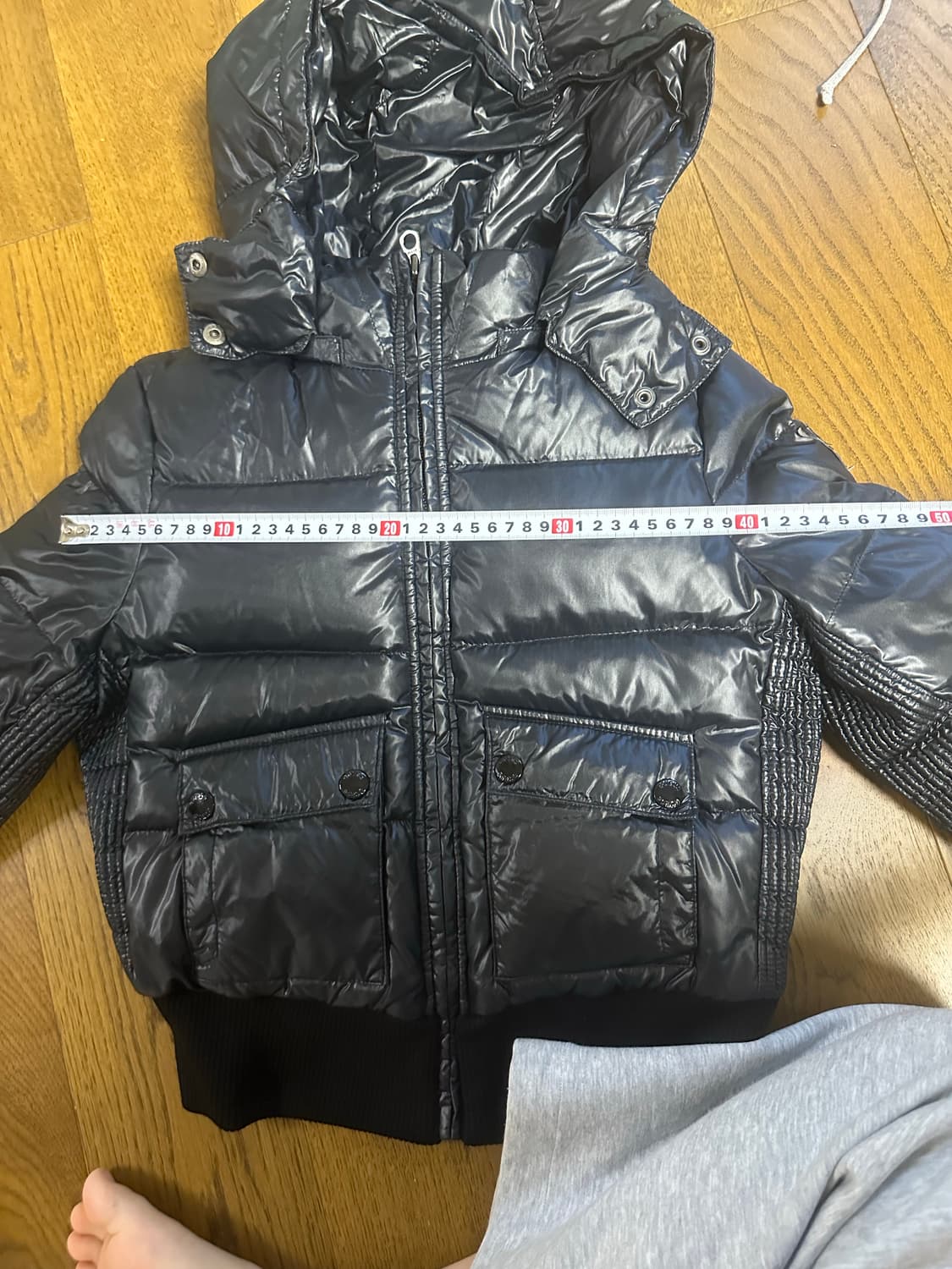 GUESS 검정 패딩 점퍼 상품이미지8