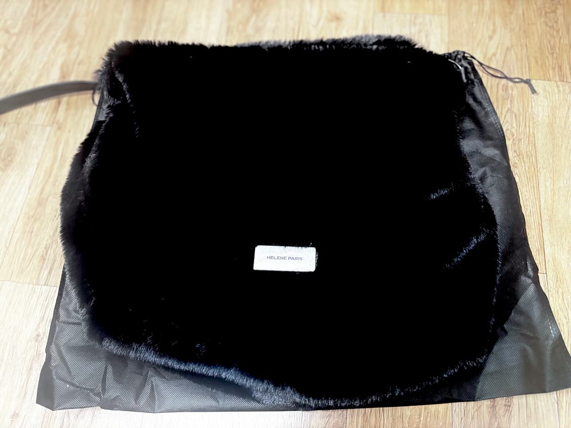 헬레네파리스 페이블 퍼 빅 숄더백 블랙 상품이미지1