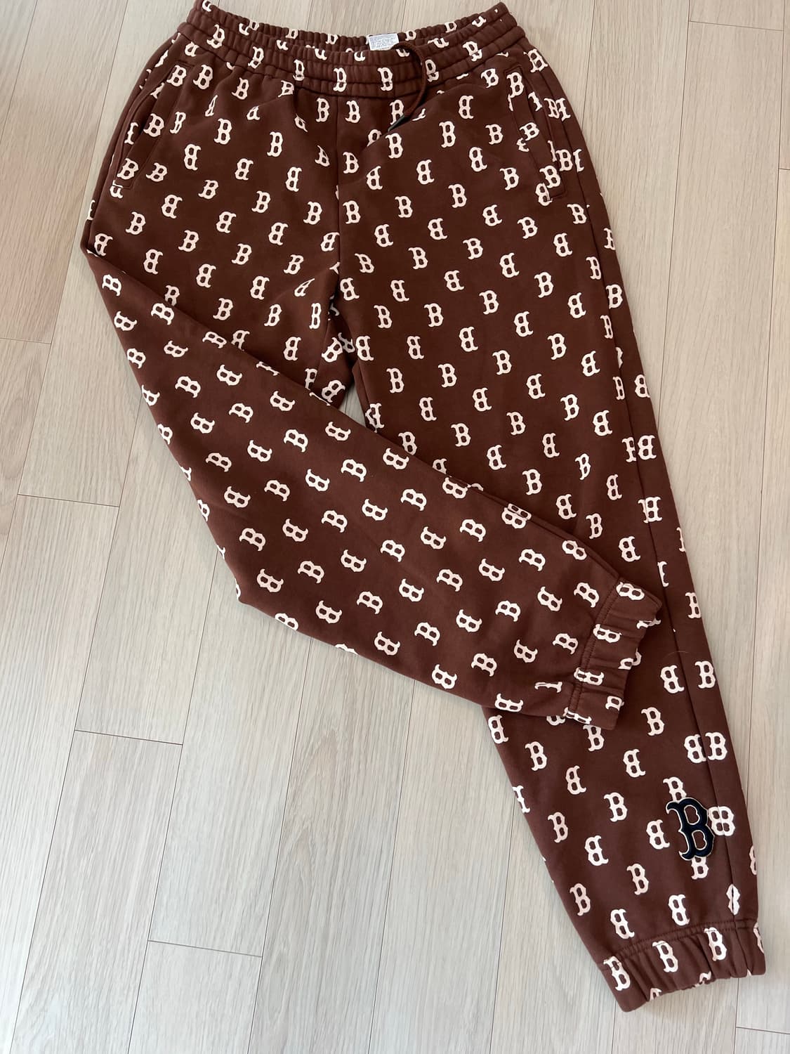 MLB 틀래식 모노그램 전판 패턴 조기팬츠 상품이미지3