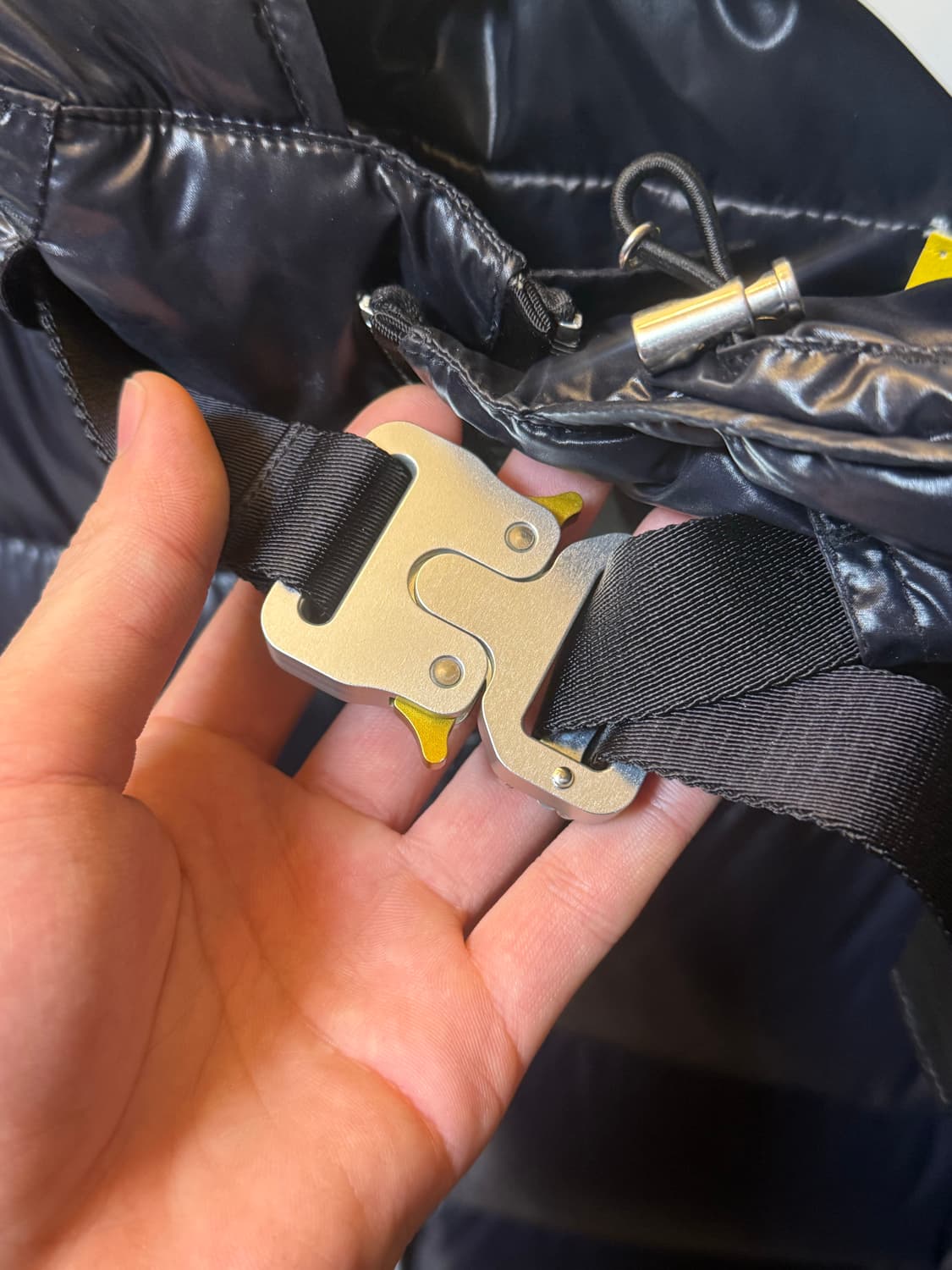 몽클레어 알릭스 알몬드 패딩 3사이즈 상품이미지5