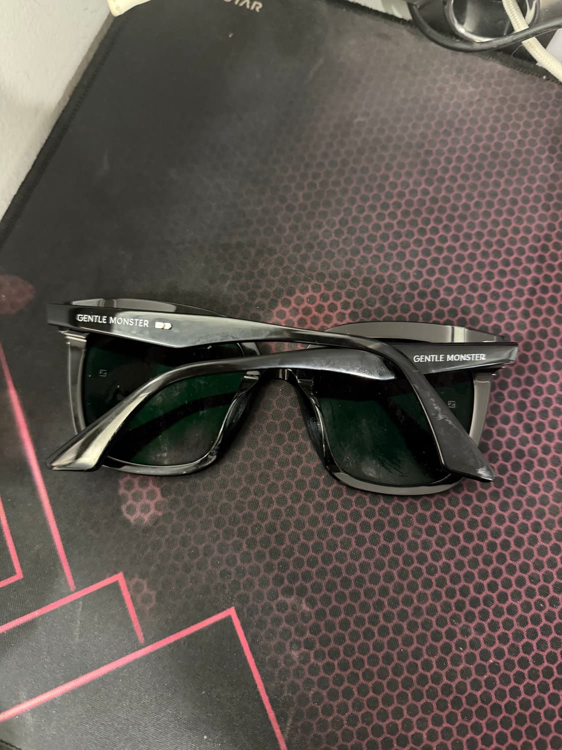젠틀몬스터 플랫바 선글라스 상품이미지4
