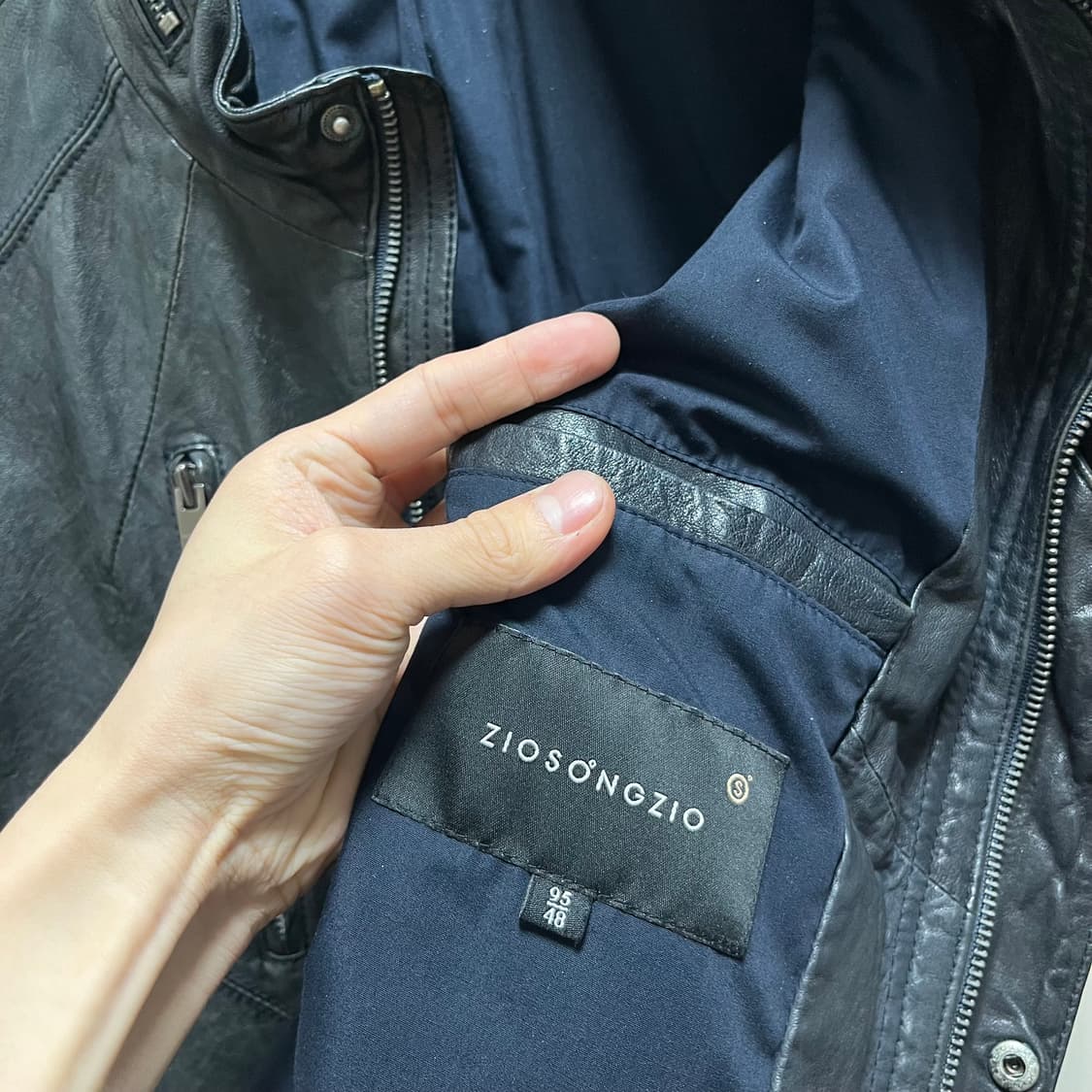 지오송지오 멀티지퍼 하이넥 램스킨자켓 상품이미지6