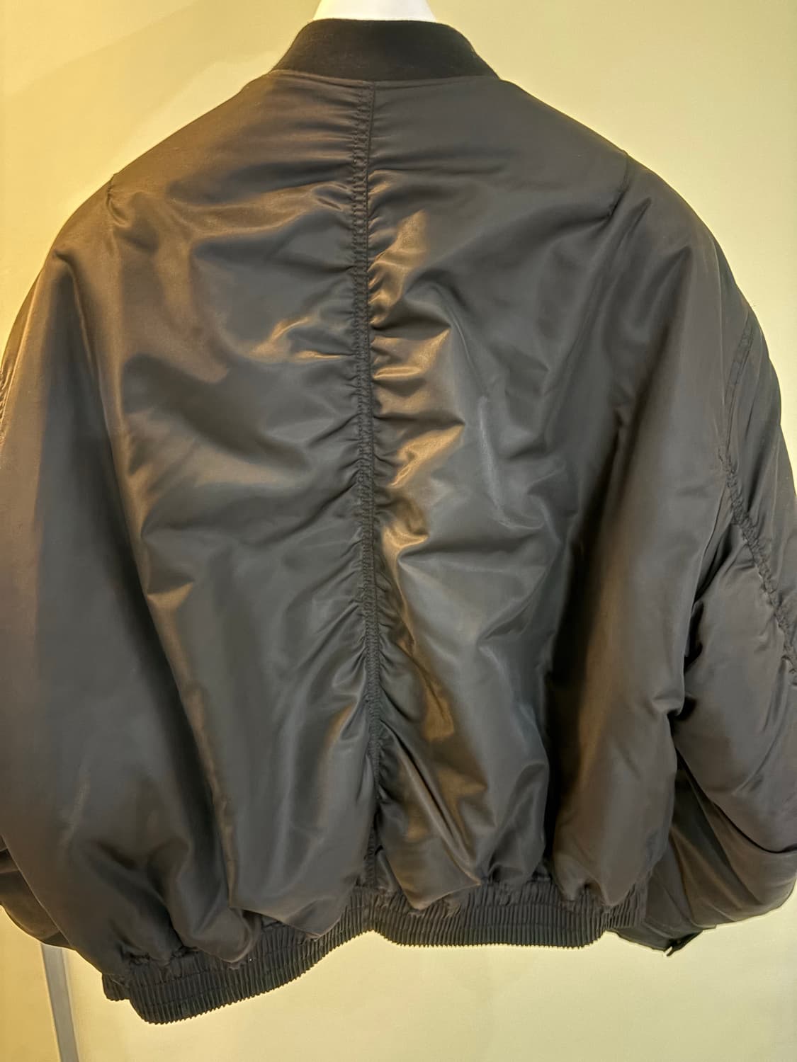 쿠어 오버핏 루슈 블랙 L 상품이미지2