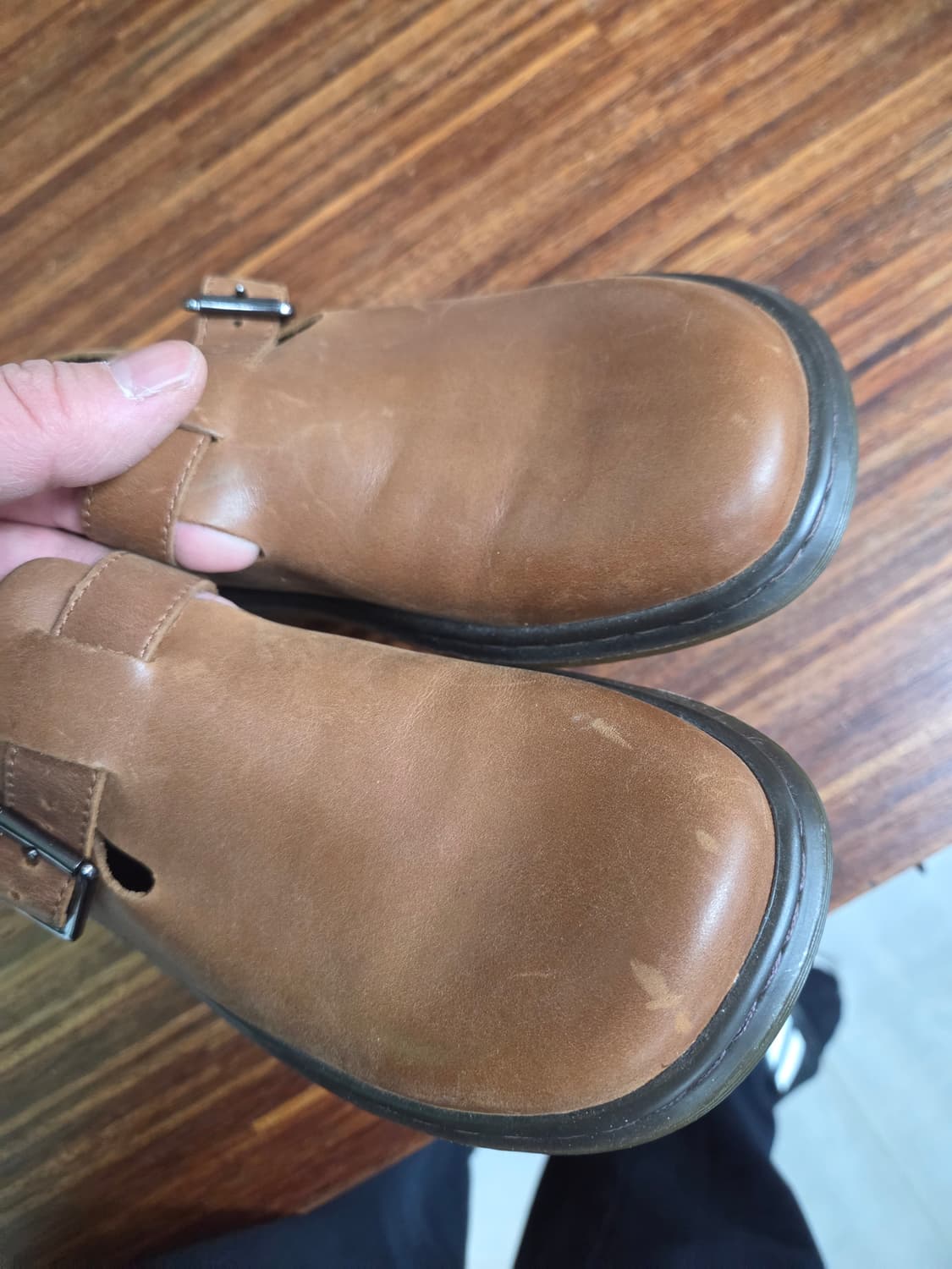 닥터마틴 패트리샤 브라운 38eu 240 상품이미지9