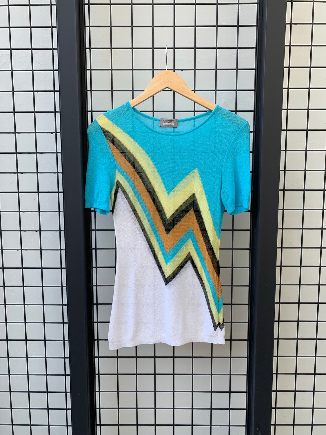 미쏘니 스포츠 니트 탑 상품이미지1