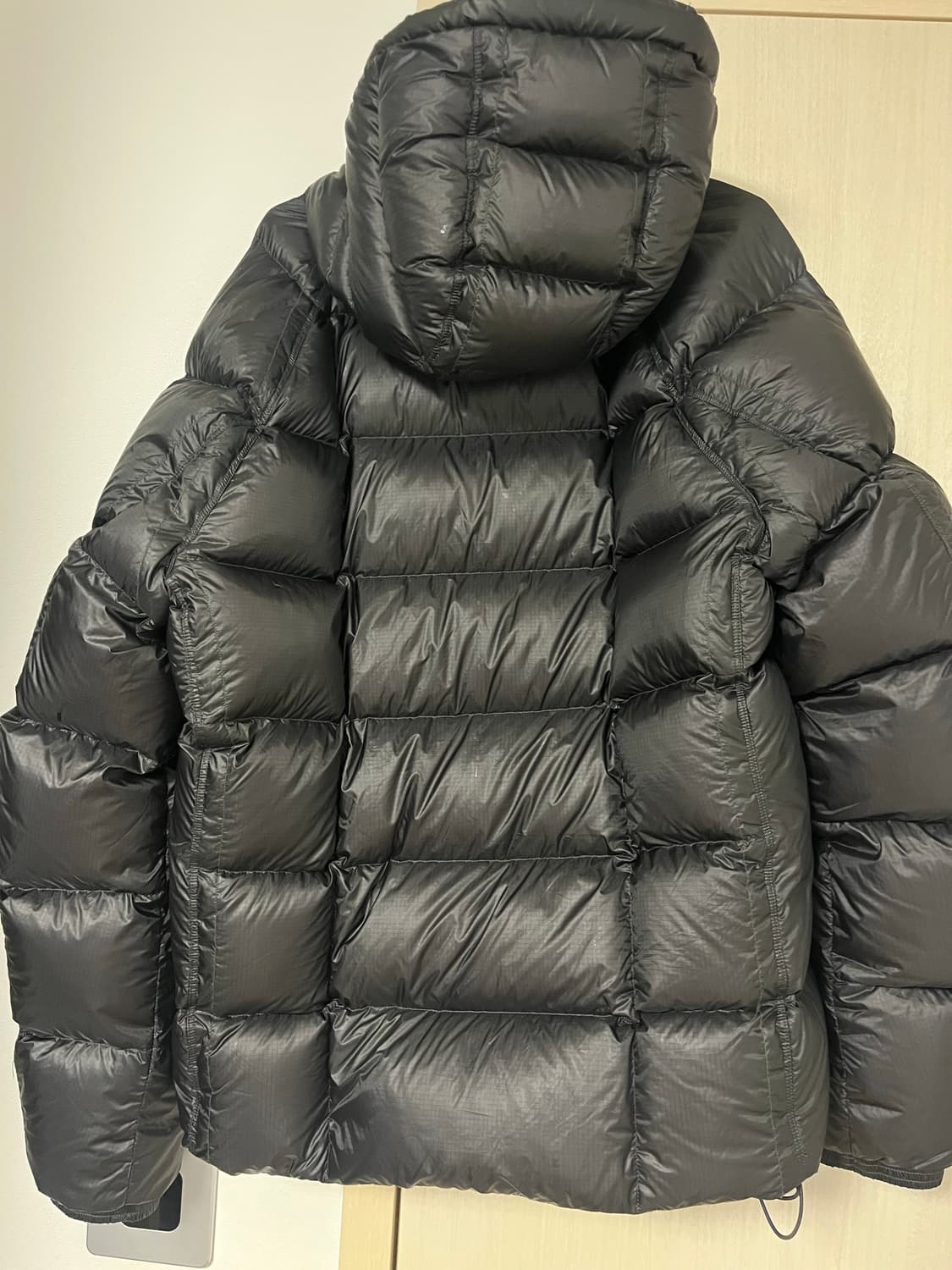 CP컴퍼니 DD쉘 패딩 팝니다 상품이미지3