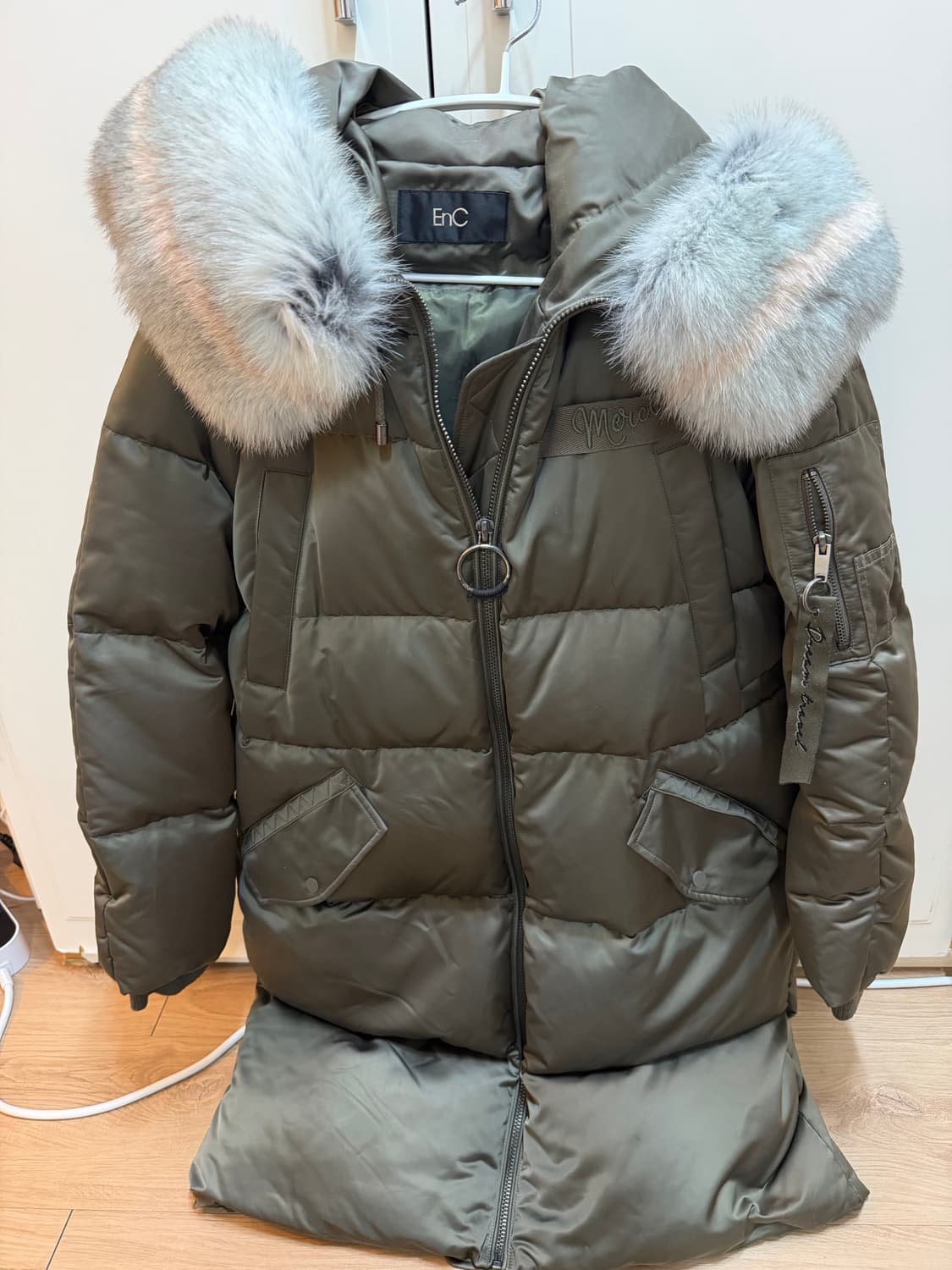 EnC 카키 그레이 롱패딩 오리털 폭스퍼 상품이미지1