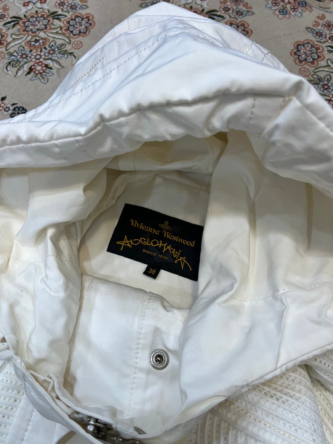 비비안웨스트우드 앵글로매니아 은장로고 피쉬테일 파카 상품이미지7