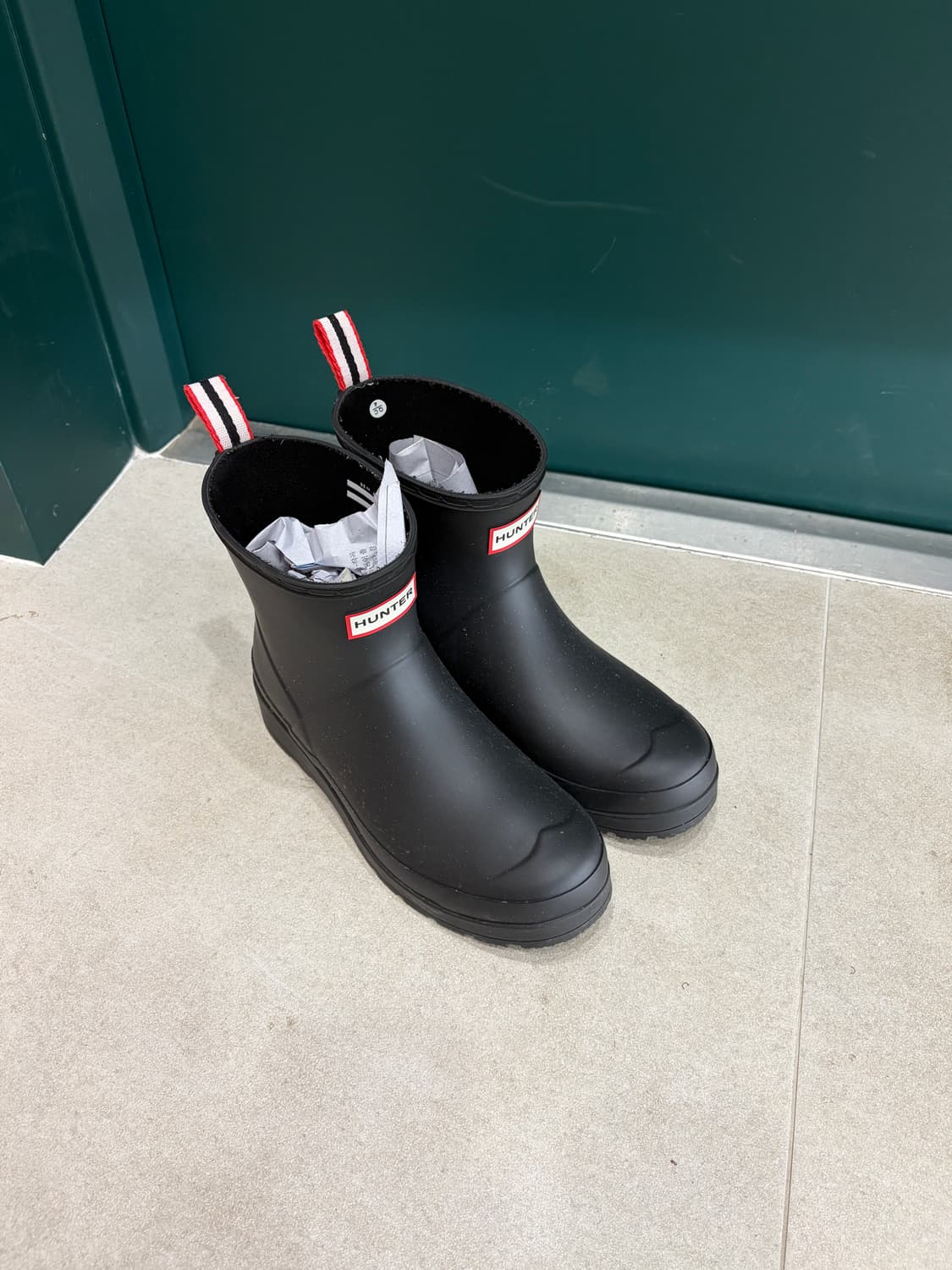 헌터 오리지날 플레이 숏 레인부츠 블랙 상품이미지1