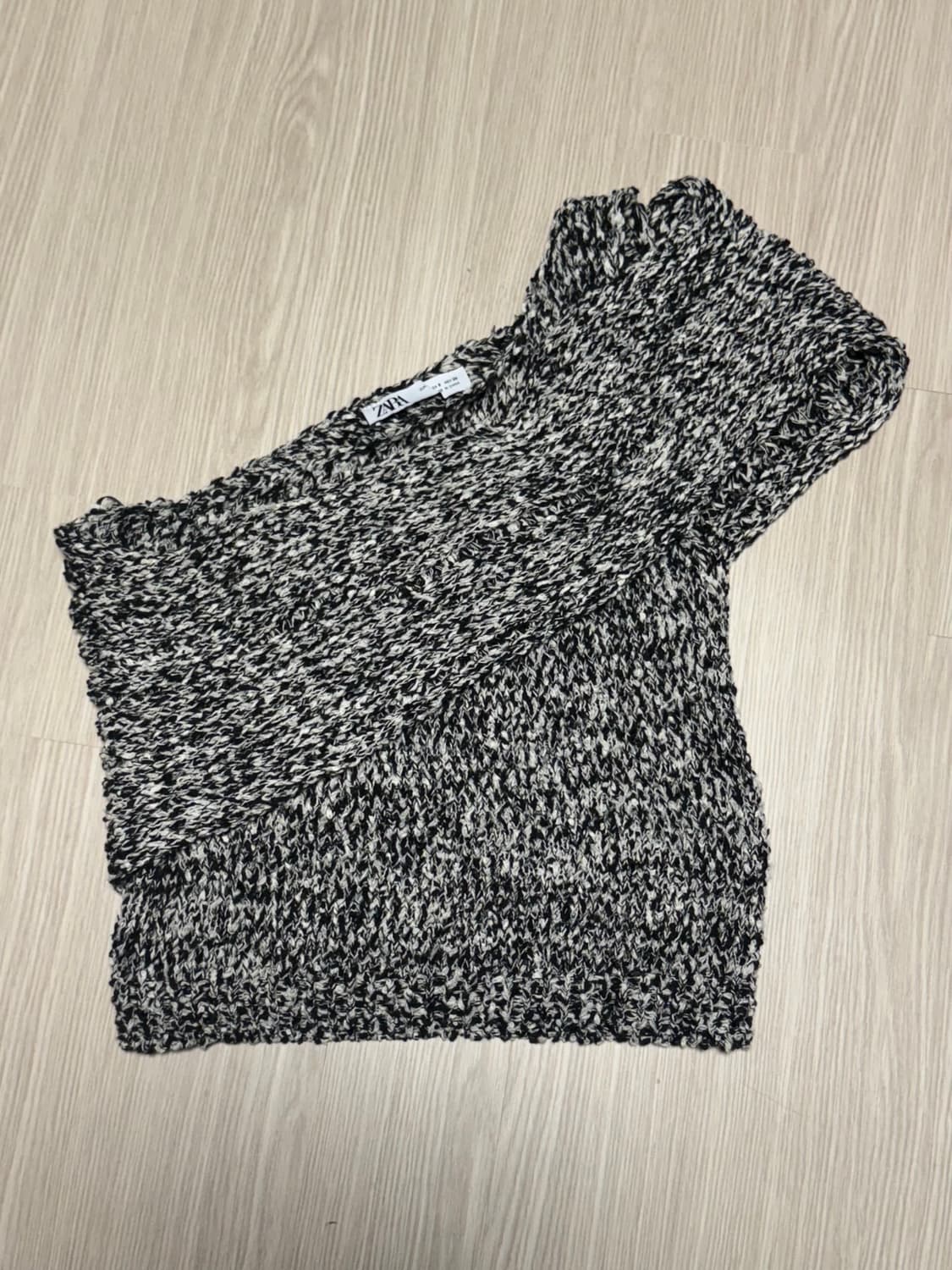 자라 원숄더 니트 상품이미지1