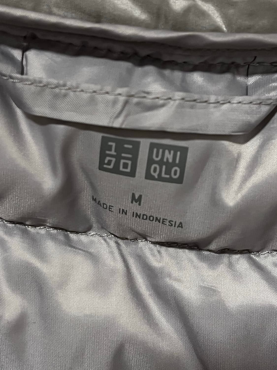 유니클로 경량패딩 상품이미지3