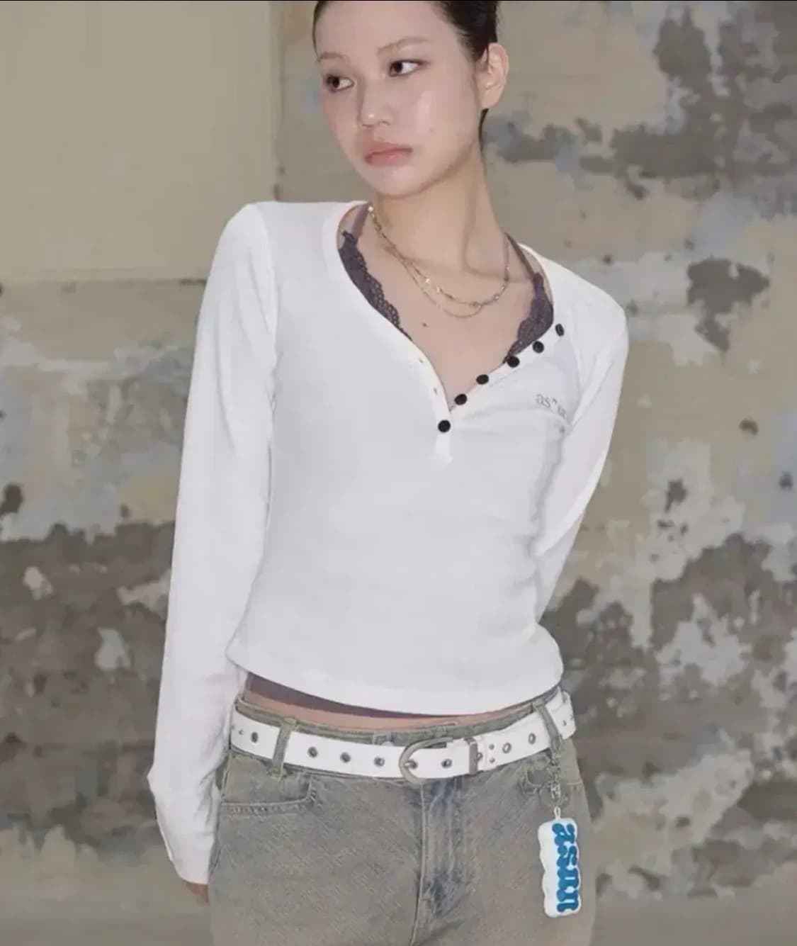애즈온 이지버튼롱티 화이트 상품이미지1
