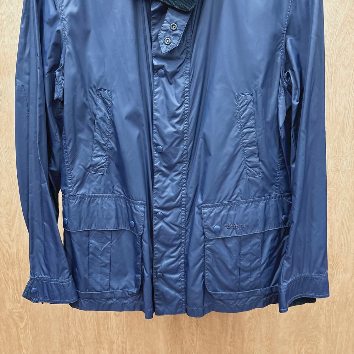 바버 라이트 웨이트 애시비 자켓 코듀로이 골덴 카라 포켓 디테일 네이비 상품이미지5