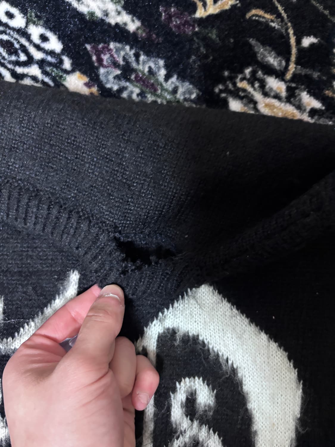 디스이즈네버뎃 니트 상품이미지2