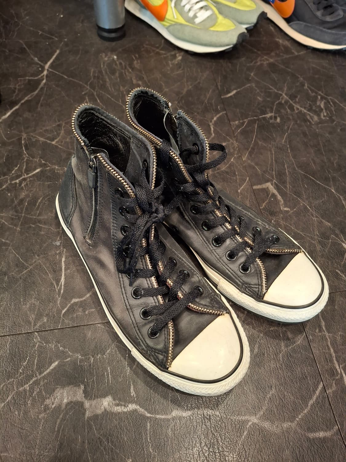 (마지막특가) 컨버스 가죽레더 스니커즈 블랙 250 상품이미지1