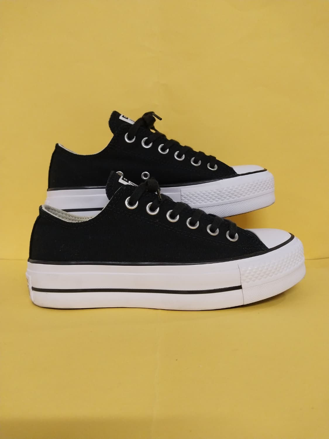 여성 컨버스 척테일러 올스타 리프트 블랙 운동화 (230) 상품이미지3