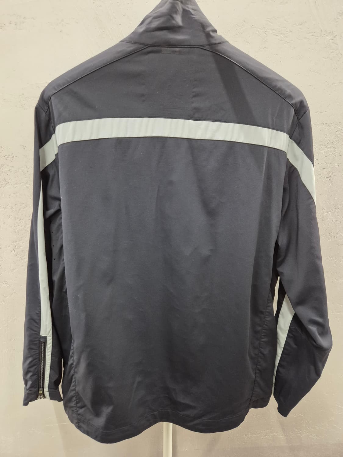 빅토리녹스 바람막이 자켓 M 네이비 상품이미지3