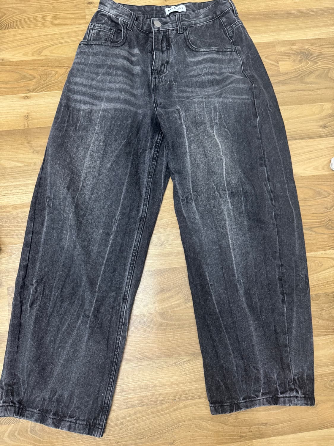 밀로 아카이브 커브드 팬츠  상품이미지1