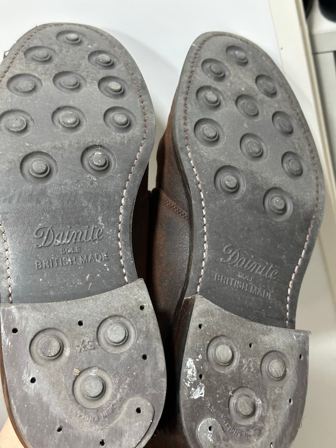 드레익스 스웨이드 왁스드 처카 부츠 머피 상품이미지5