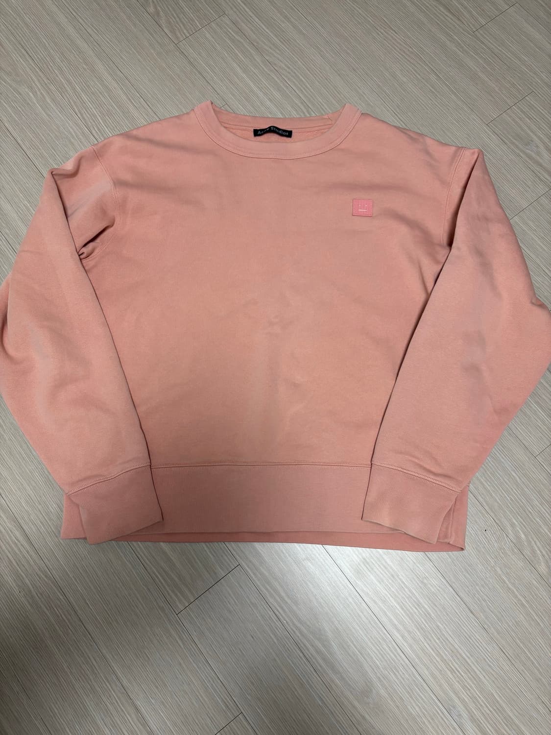 아크네스튜디오 맨투맨 페일핑크 상품이미지3