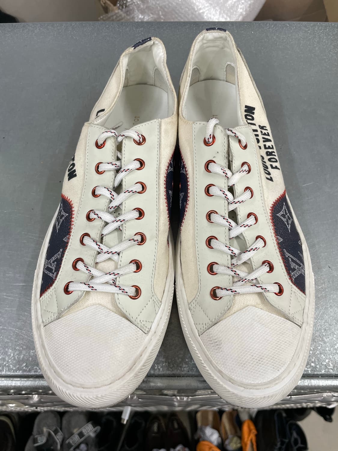 루이비통 로우탑 타투 스니커즈 9 상품이미지5