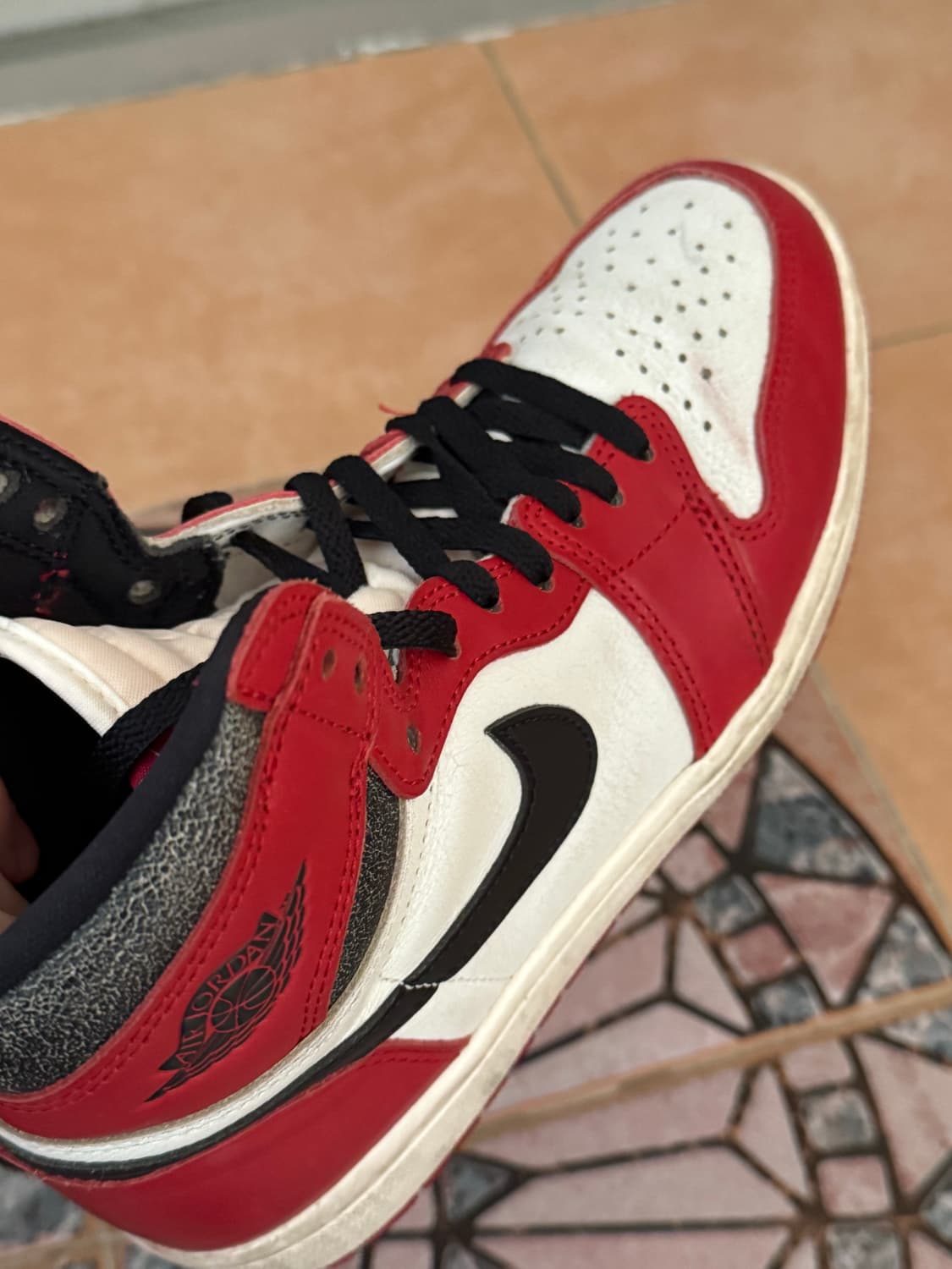 나이키 조던 1 레트로 하이 og 시카고 2022 상품이미지6