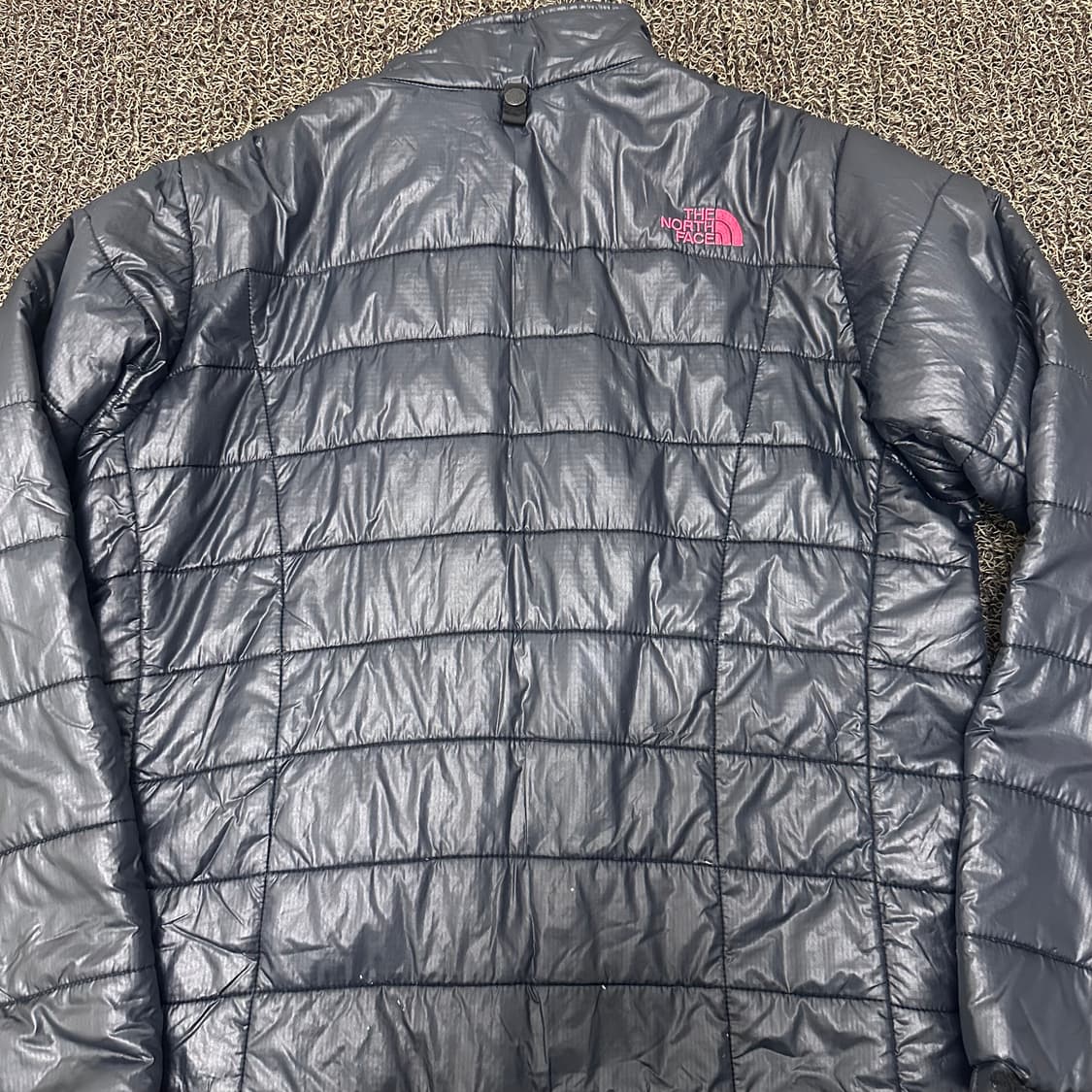 노스페이스 여성 경량패딩 90(L) 상품이미지6