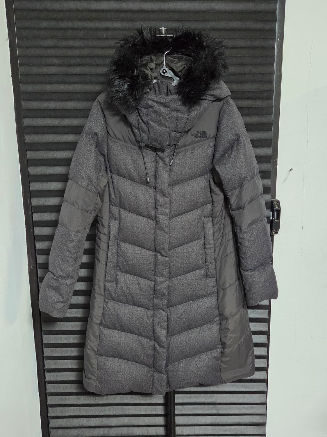 (정품) [노스페이스] 구스다운 하프롱패딩 판매합니다. 상품이미지1