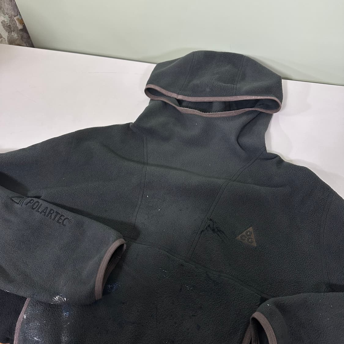 95 나이키ACG 차콜 써마핏 폴라텍 페인팅 플리스 후드티 상품이미지2