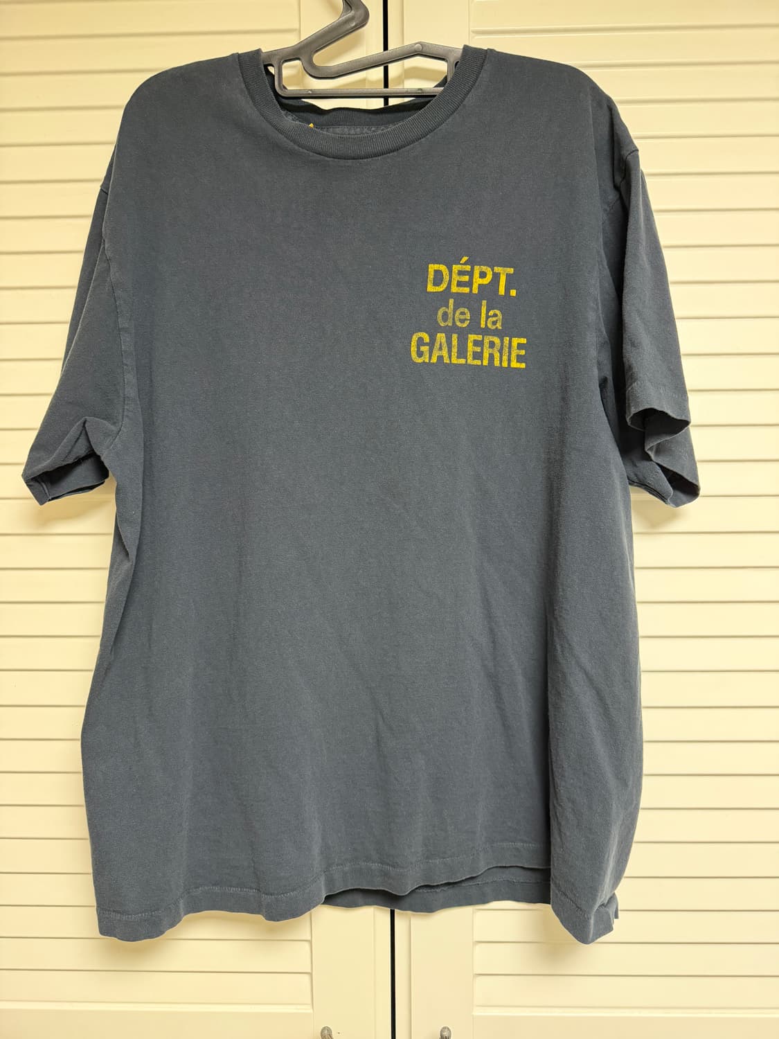 [L] 갤러리 디파트먼트 프렌치 로고 반팔 블랙 상품이미지1