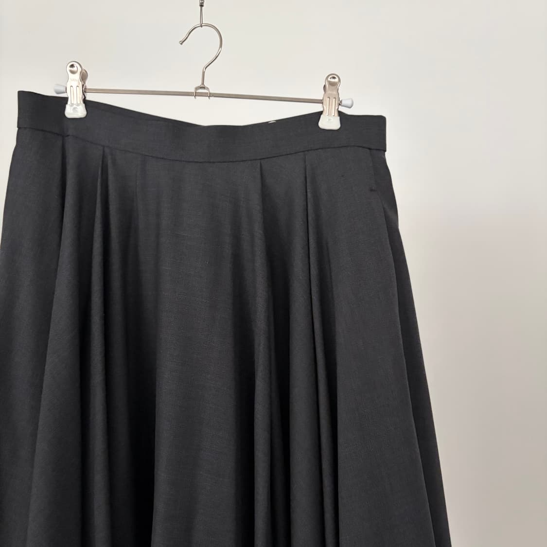 Basic Tuck Flare Skirt 상품이미지4