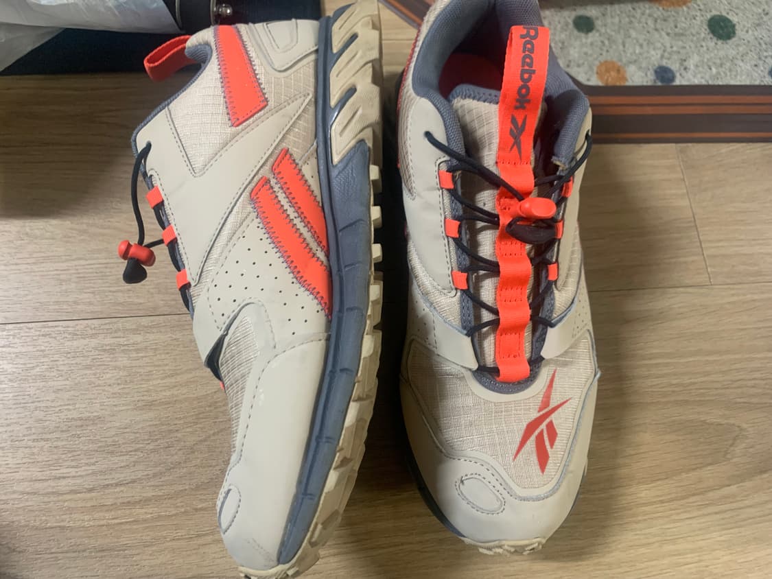 리복 dmx 퍼티 러닝 트레일화 270 판매합니다 상품이미지5