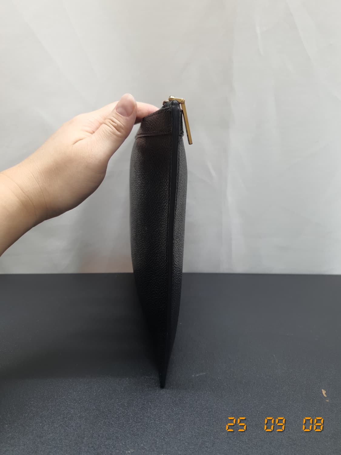 톰브라운 블랙 클러치 백 상품이미지5