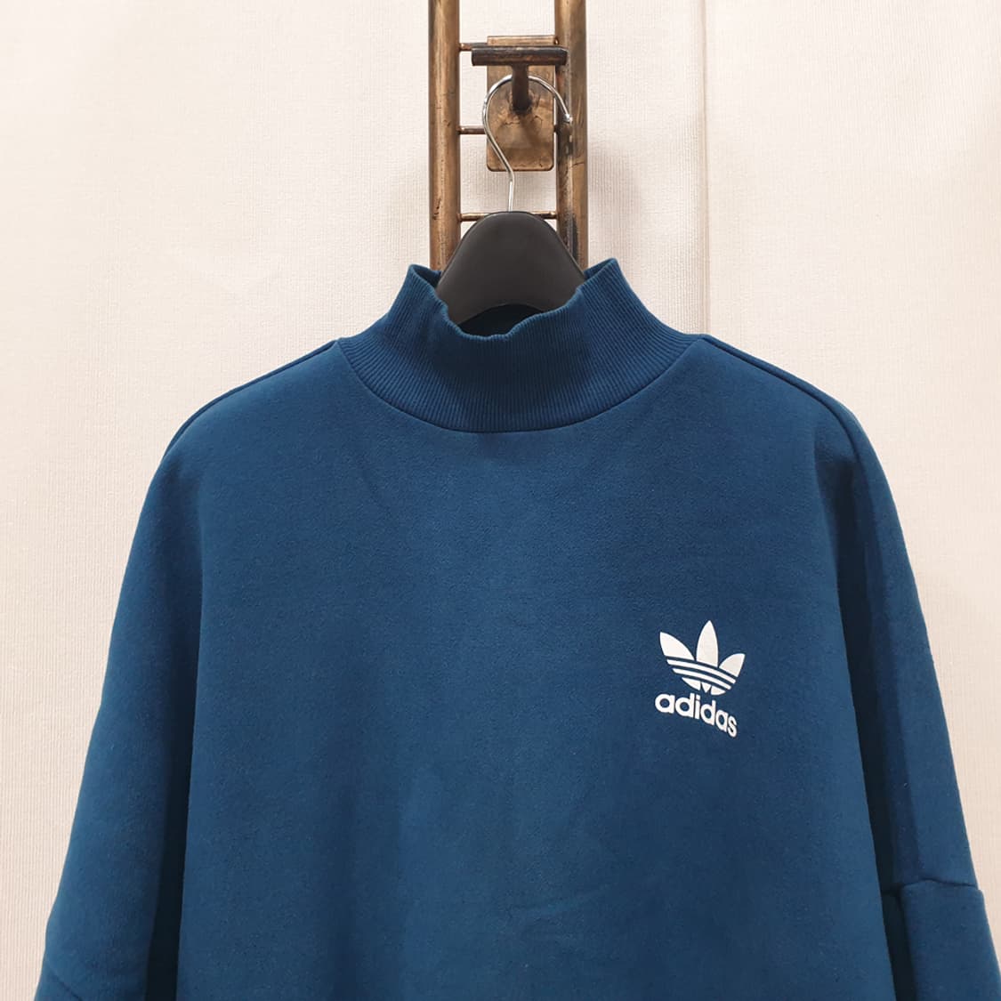 아디다스 오리지날 우먼 스웻 셔츠 100 상품이미지3