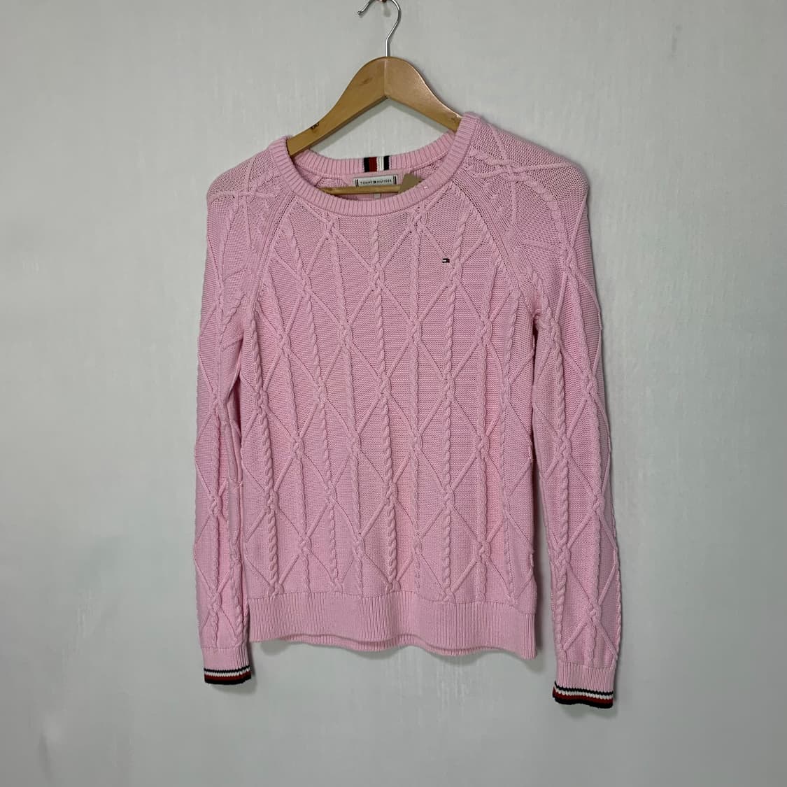 타미힐피거 케이블 긴팔 세미 크롭 니트 쿨톤 핑크 여성 S 키즈 사이즈 상품이미지2