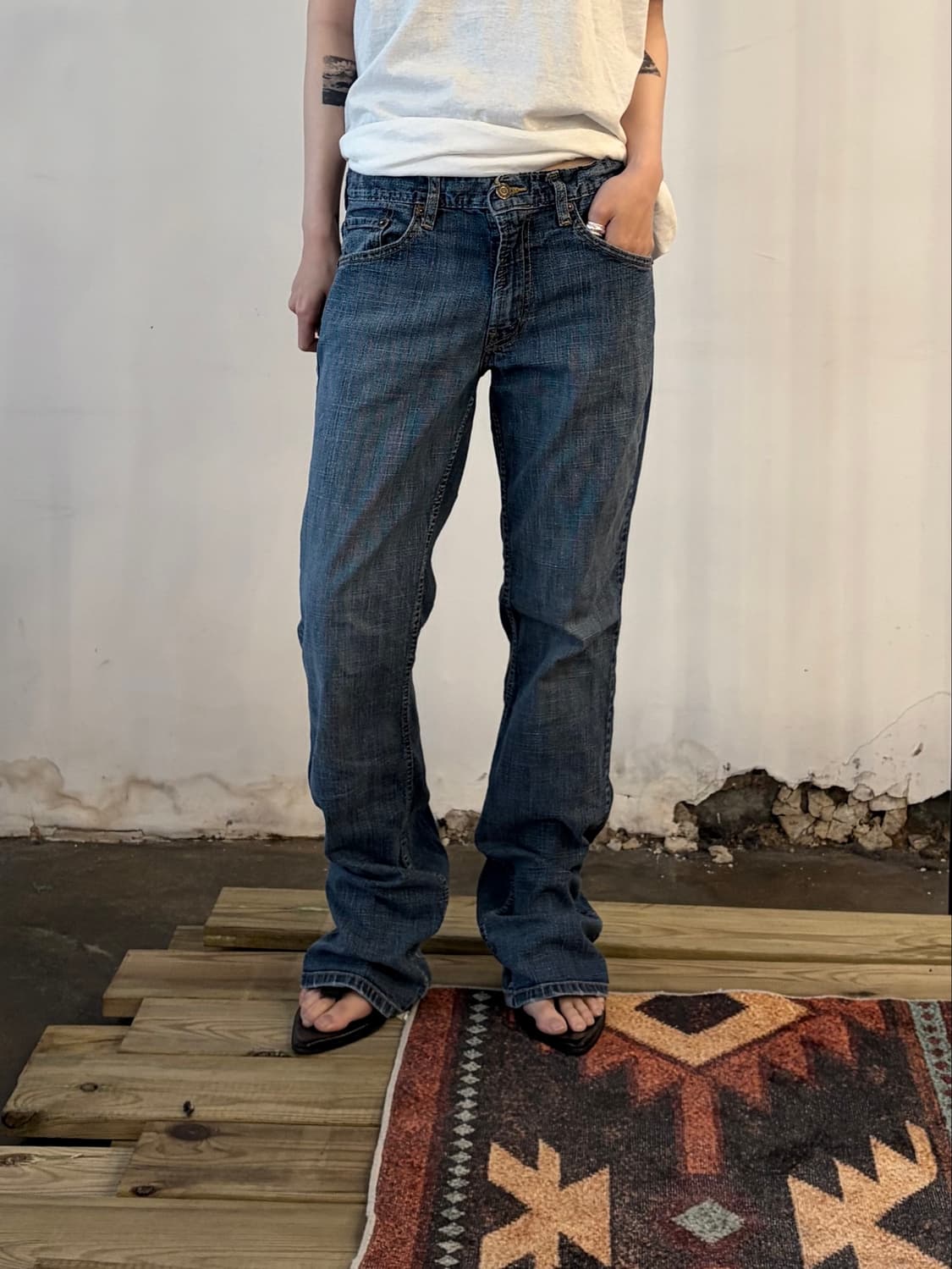 Levi’s 517 부츠컷 데님 팬츠 상품이미지1