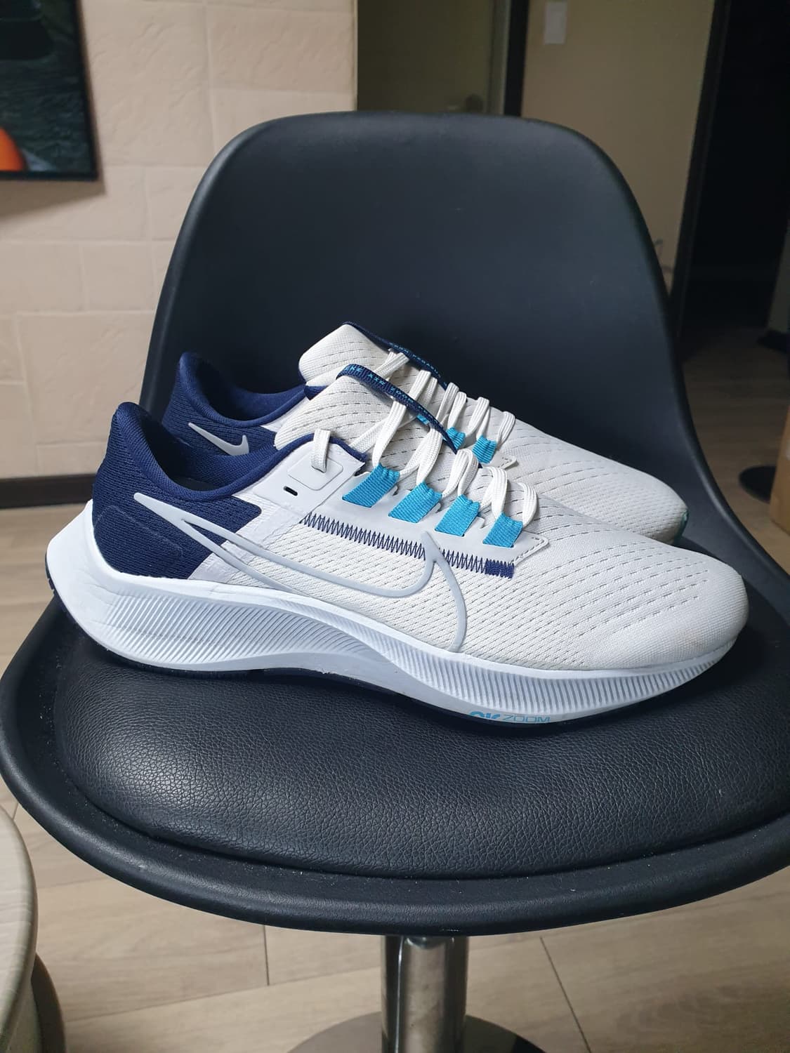 나이키 240 상품이미지1