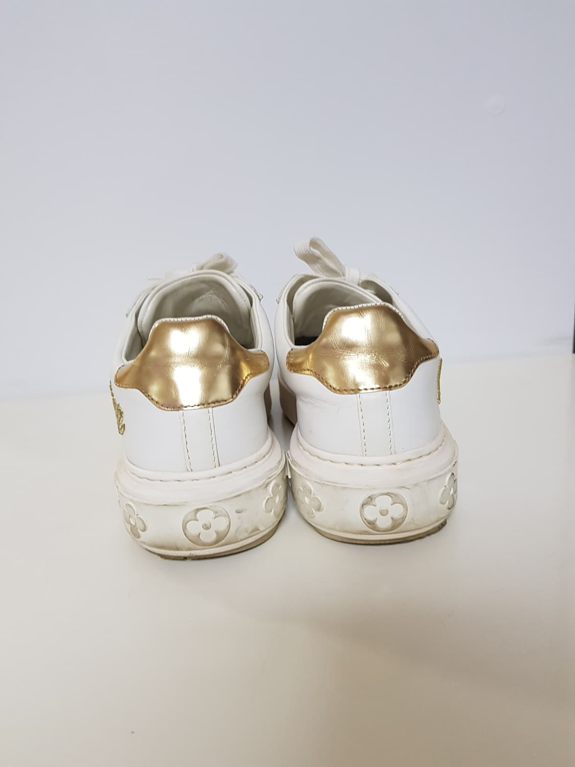 루이비통 타임아웃 스니커즈 상품이미지4