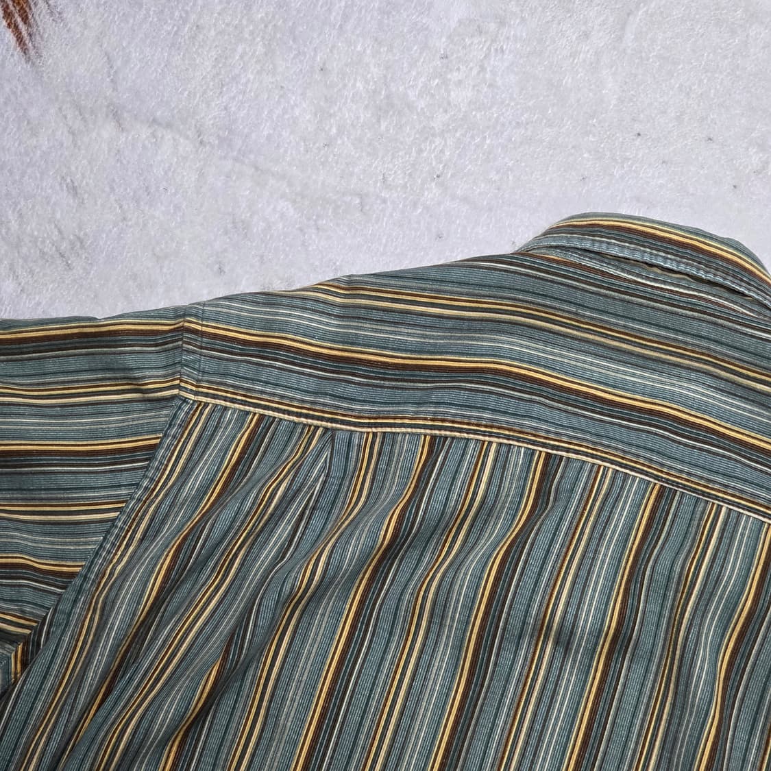 헤지스 그린 브라운 골덴 스트라이프 셔츠 상품이미지5