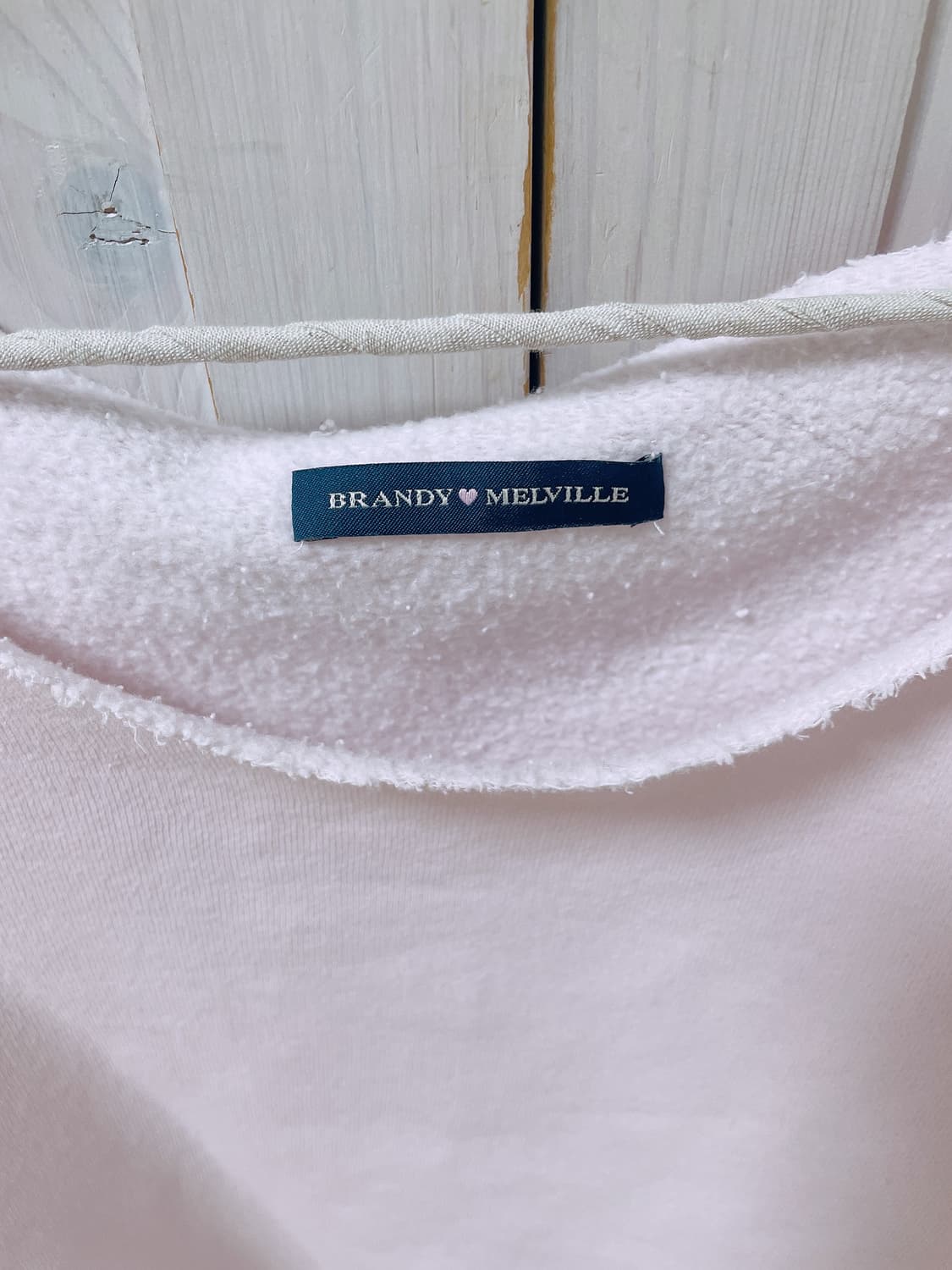 브랜디멜빌 핑크 오프숄더 스웻셔츠 맨투맨 긴팔 티셔츠 상품이미지2