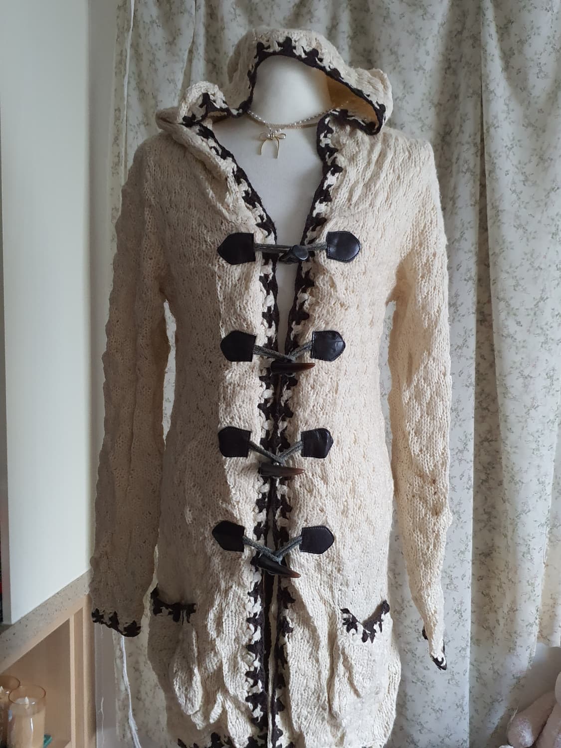 [모리걸] 아이보리 후드 떡볶이 니트 가디건 상품이미지1