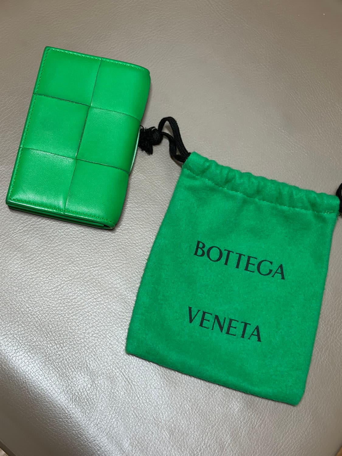 보테가 베네타 비즈니스 카드 케이스 패러킷 상품이미지3